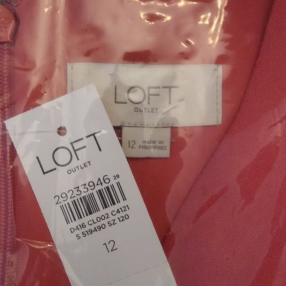 LOFT RUFFLE V- NECK, SLEEVES WRAP DRESS, BACK ZIP, LINED, SIZE 12 - Picture 5 of 5